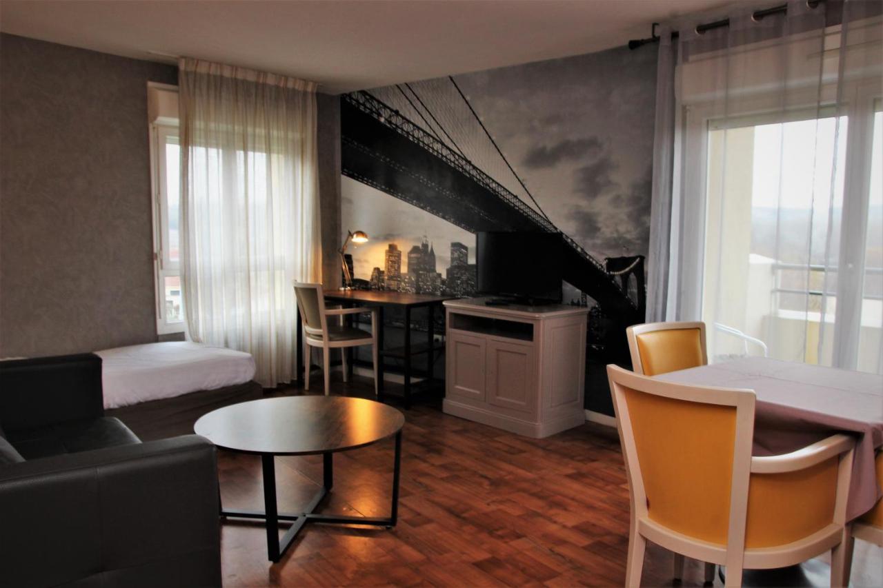 Residence Carouge Appart Hotel Bretigny-sur-Orge Bagian luar foto