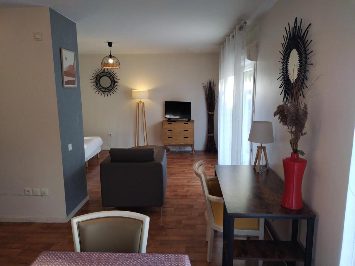 Residence Carouge Appart Hotel Bretigny-sur-Orge Bagian luar foto