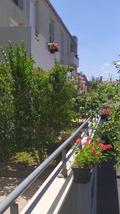 Residence Carouge Appart Hotel Bretigny-sur-Orge Bagian luar foto