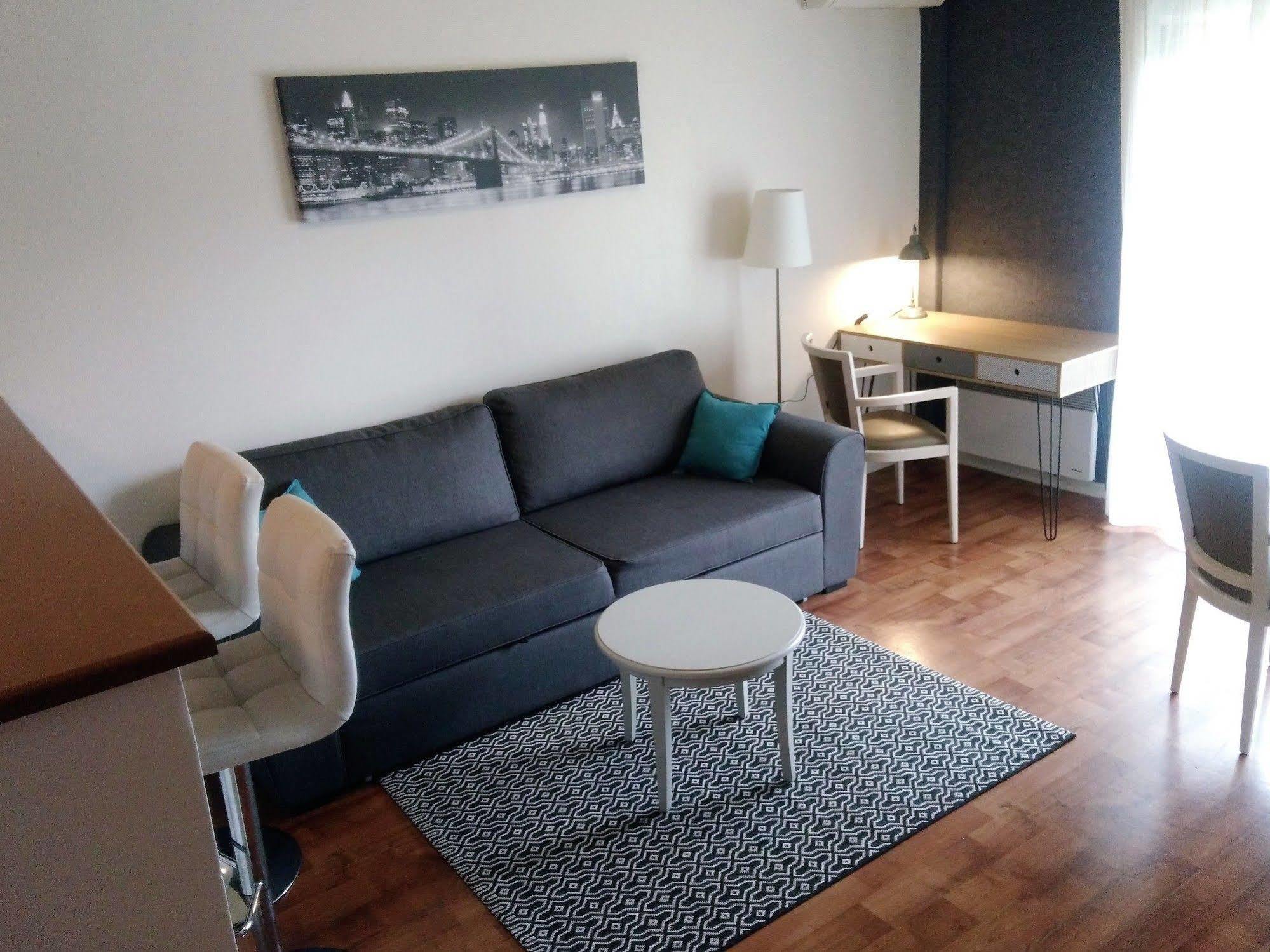 Residence Carouge Appart Hotel Bretigny-sur-Orge Bagian luar foto