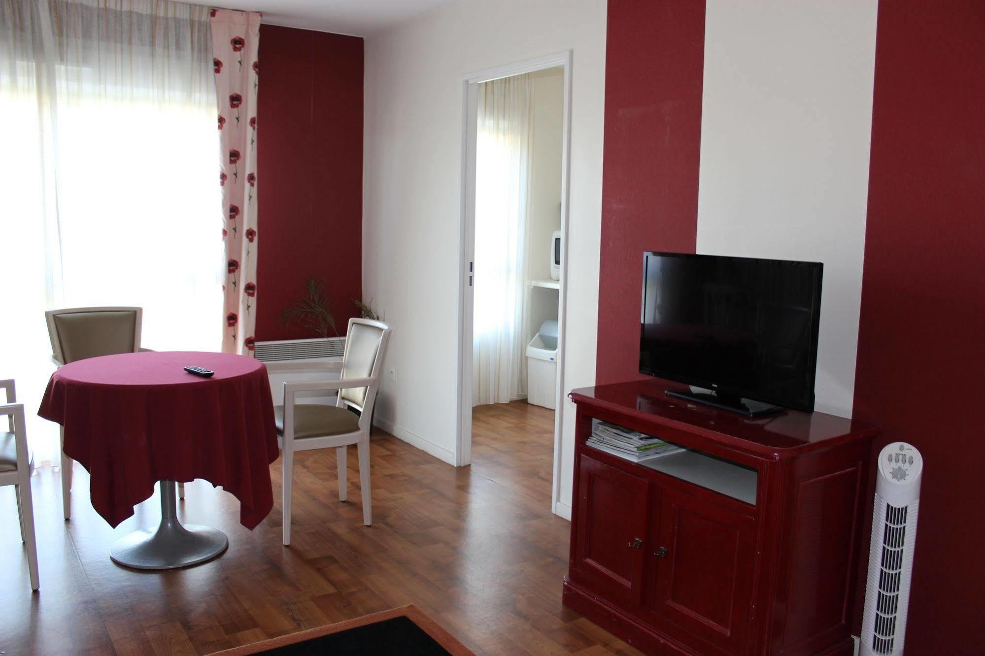 Residence Carouge Appart Hotel Bretigny-sur-Orge Bagian luar foto