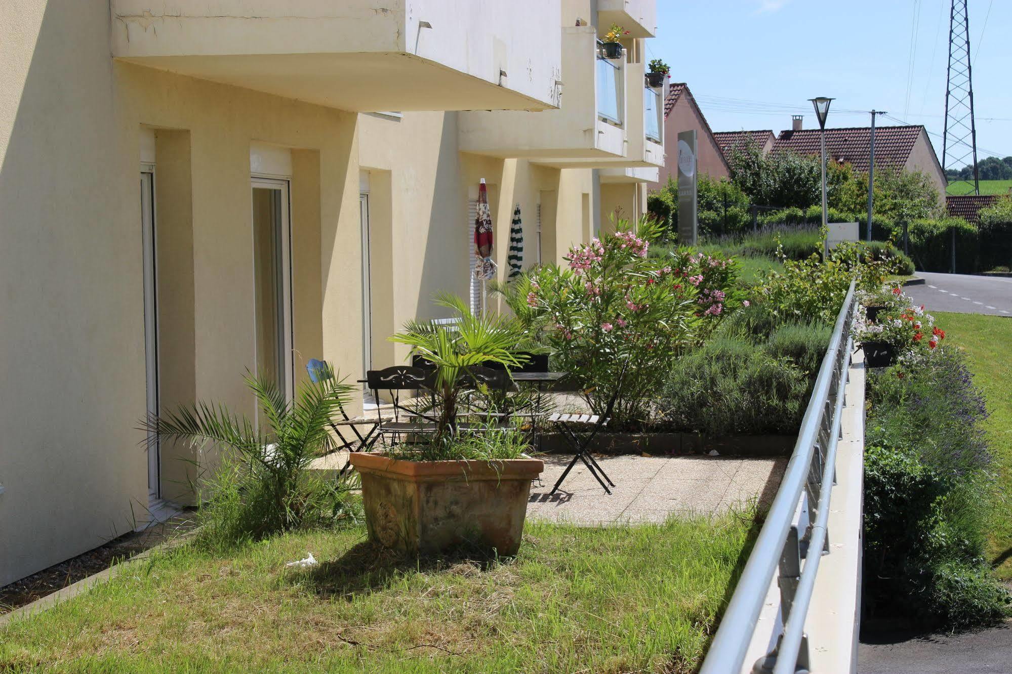 Residence Carouge Appart Hotel Bretigny-sur-Orge Bagian luar foto
