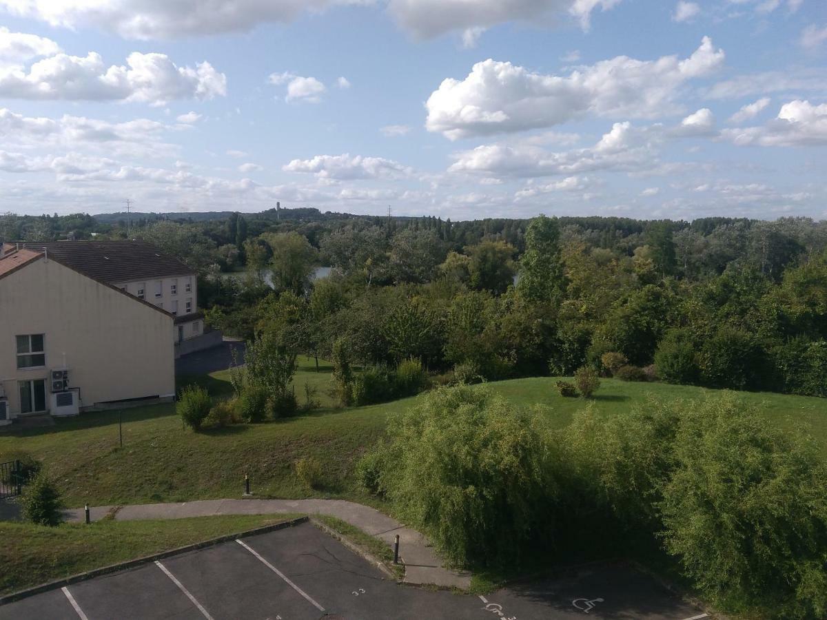 Residence Carouge Appart Hotel Bretigny-sur-Orge Bagian luar foto